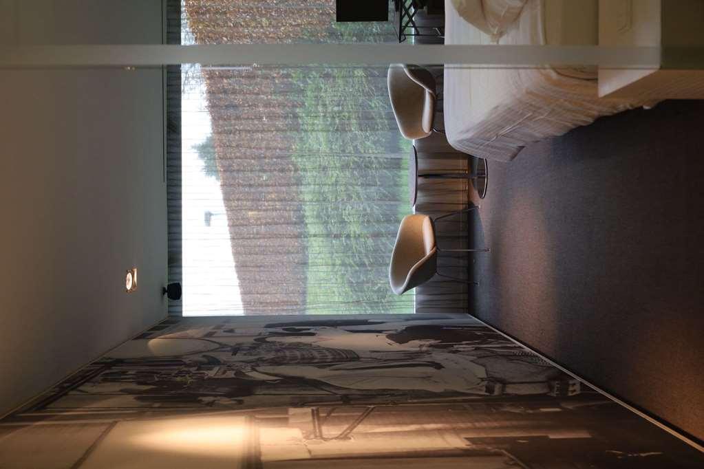 D ホテル コルト レイク 部屋 写真